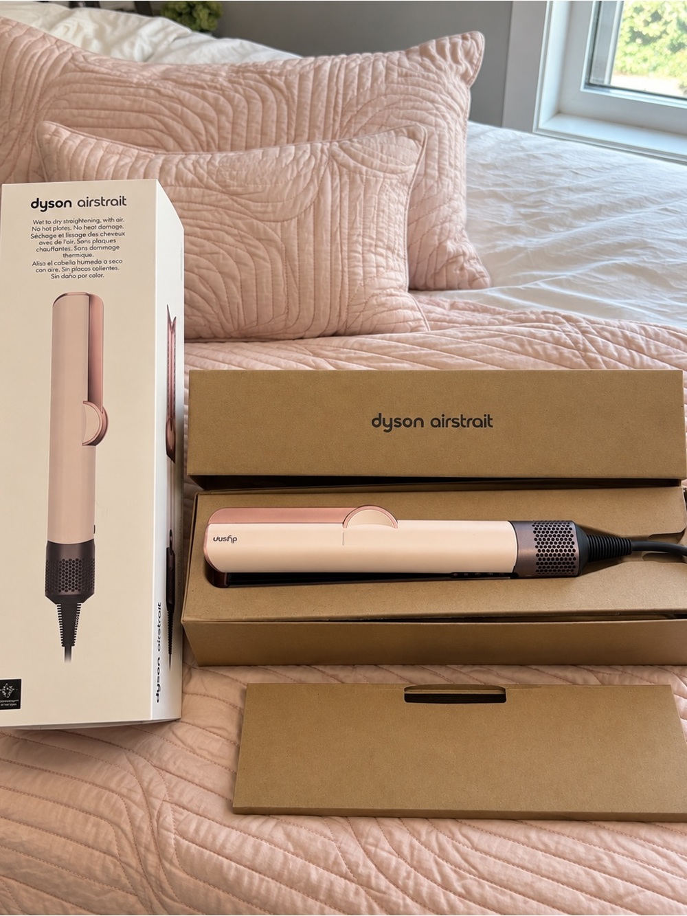 Dyson Airstraight Hair Styler in Blush Pink